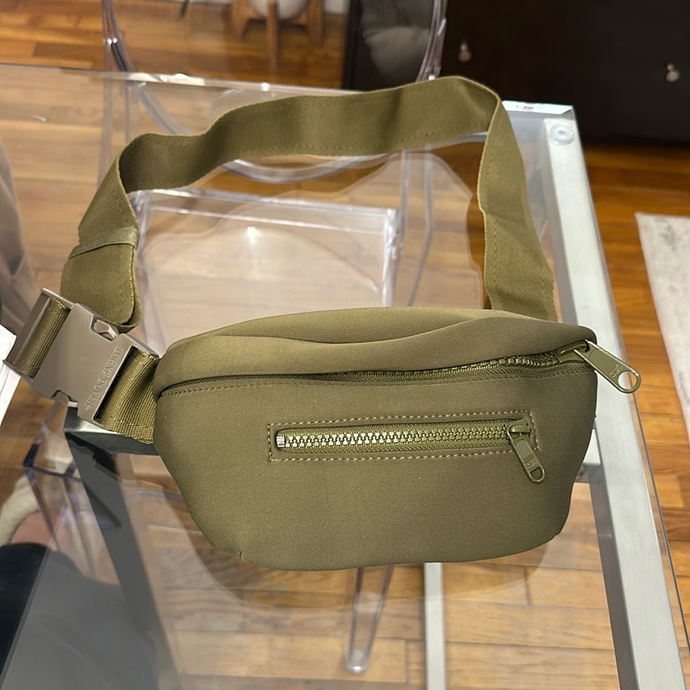 Dagne Dover Fanny Pack (never worn) - Picture 4 of 6